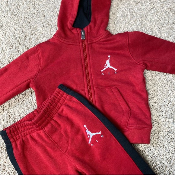 Nike Air Jordan Sweatsuit Matching Set, Infant Size 9 Months - Picture 2 of 11
